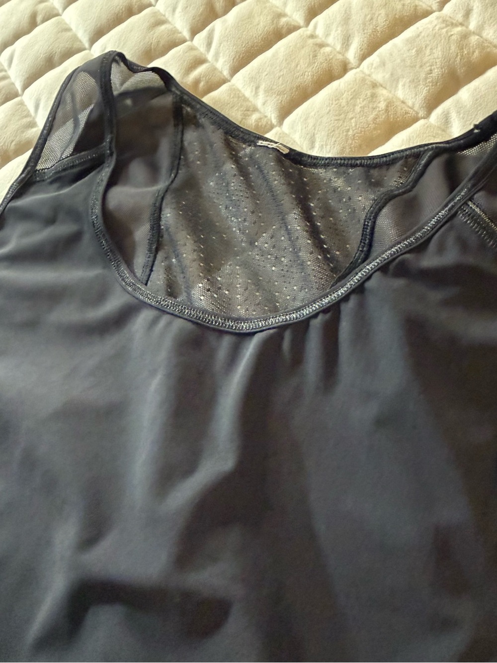 Lululemon Fast and Free Singlet Black Running Tank Top Mesh Size 4